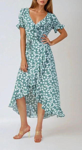 Robe cache cœur fleurie verte