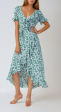 Robe cache cœur fleurie verte