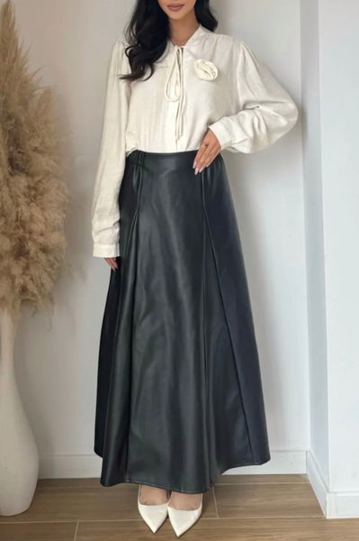 Jupe longue en similicuir noir