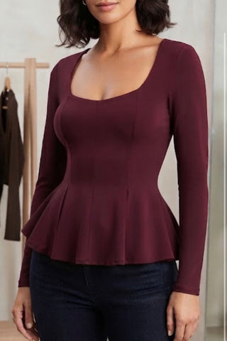 Blouse à volant bordeaux