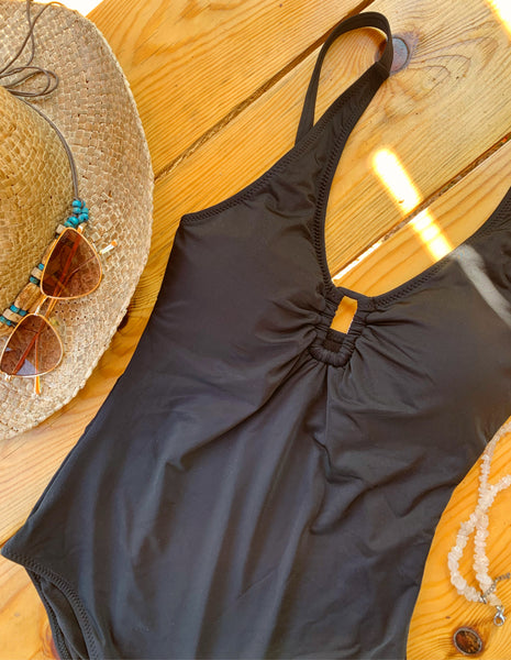 Maillot de bain une pièce fente sur le devant noir